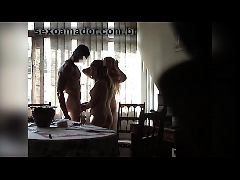 ❤️ Amigos sexuais convidam um homem gigante e um ménage à trois com ele ❤️❌ Porno em pt.pornmega.ru ❌️